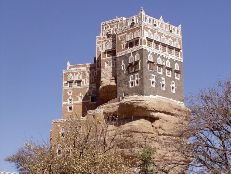 Dar al-Hajar (Rock Palace), Wadi Dhahr, near Sana'a, Yemen